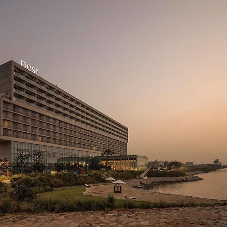 โรงแรมเนสต์ อินชอน ภายนอก รูปภาพ The Westin Hyderabad
