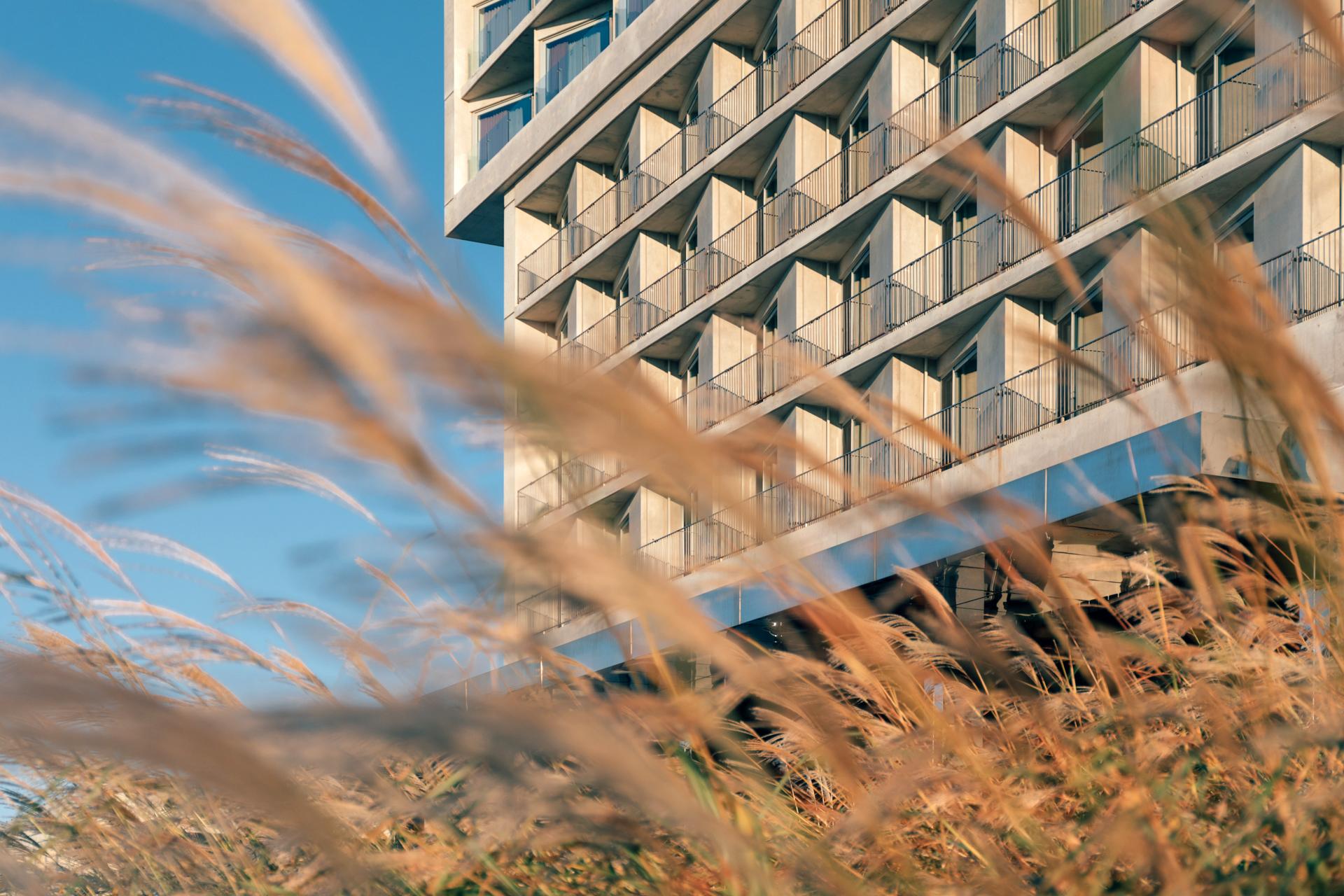 โรงแรมเนสต์ อินชอน ภายนอก รูปภาพ The new building of the University of Applied Sciences