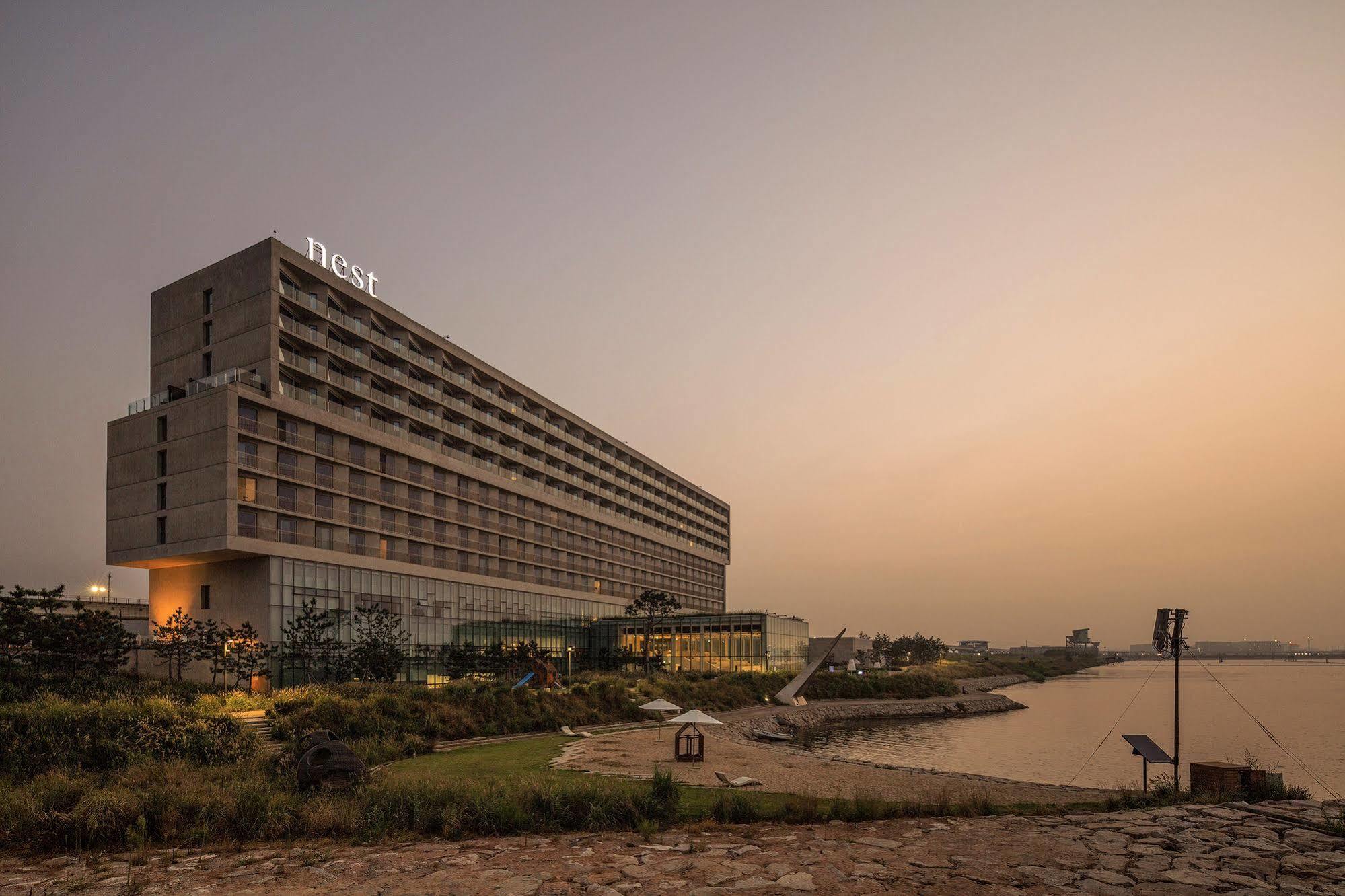 โรงแรมเนสต์ อินชอน ภายนอก รูปภาพ The Westin Hyderabad